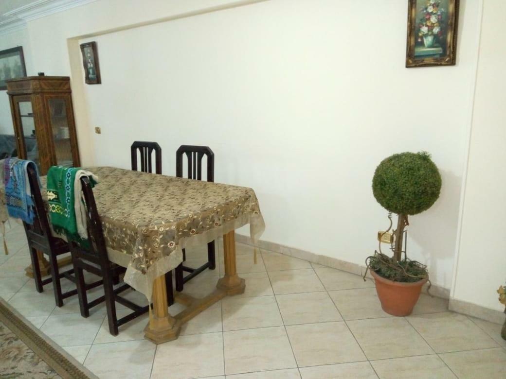 Your Dream Apartment In Agouza "Family Only" Kairo Eksteriør billede